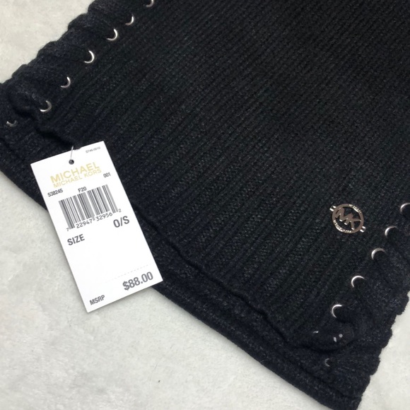 NWT Michael Kors Scarf - Picture 3 of 3